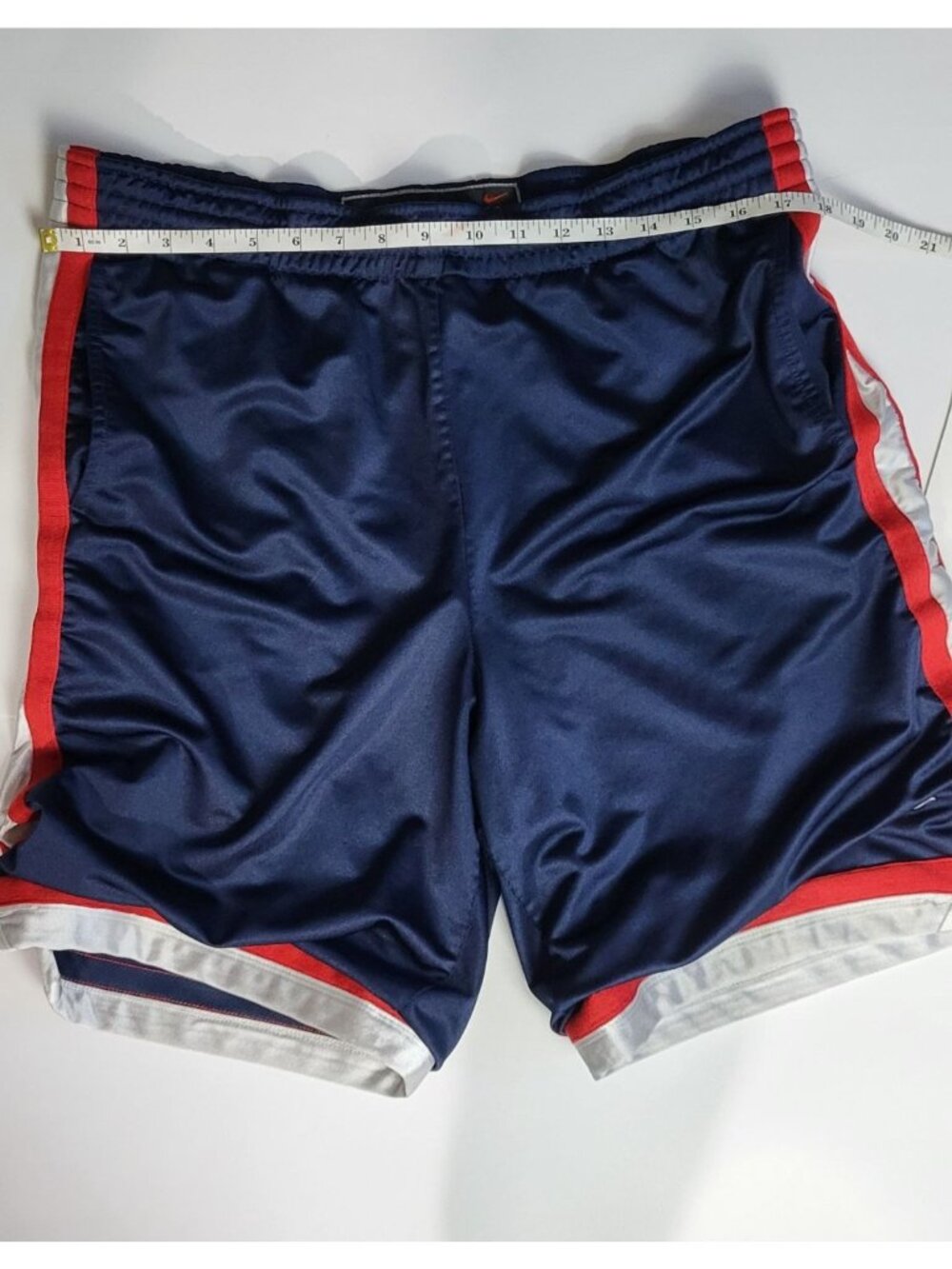 Vintage Nike Athletic Basketball Blue Red & White Mens Shorts Y2K Size M - Picture 5 of 9